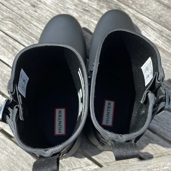 Hunter Sz 7 Black Refined Stud Biker Rubber Rain Bootie Ankle Boots - Picture 9 of 15